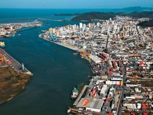  Itajaí (SC) - PIB: R$ 18,5 bilhões / Participação: 0,45%